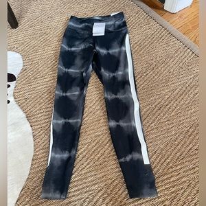 Nike One Luxe NWT XS